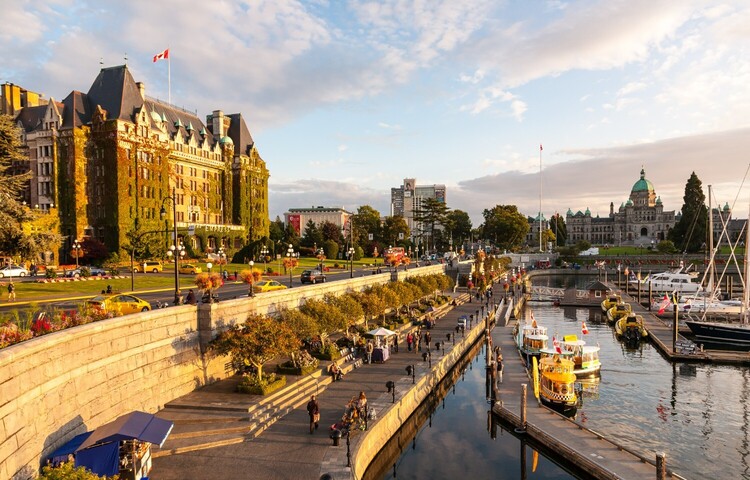 Victoria Empress Waterfront Mobile
