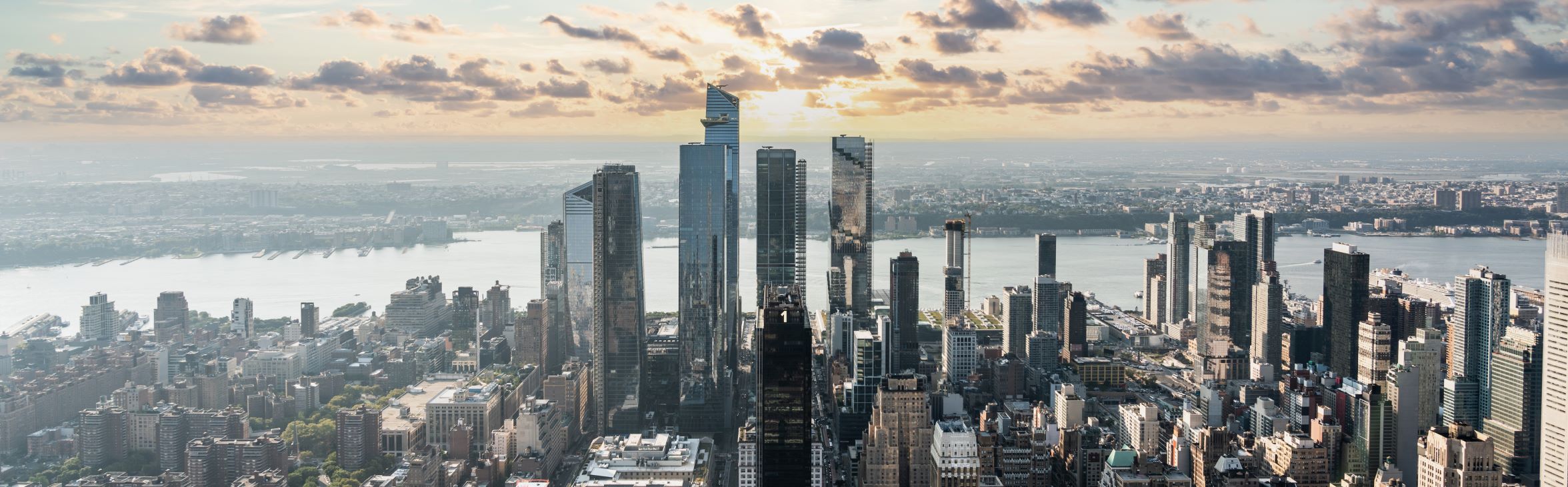NewYorkCityFlighttoQualityHeroImageLarge2352x730