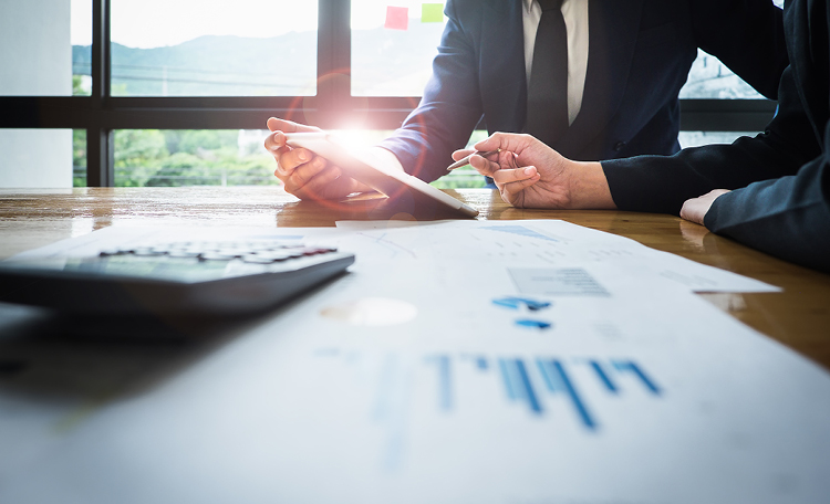 2021 Financial Services Retail Banking Spotlight Card