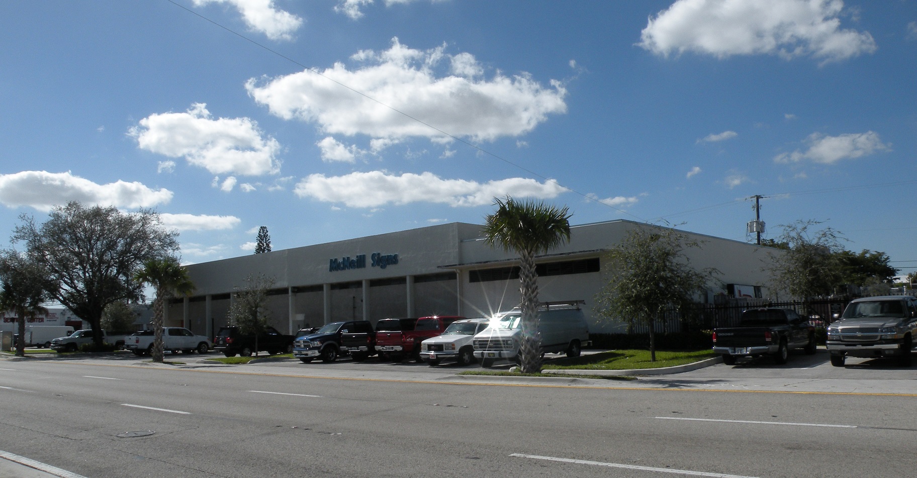 555 S Dixie Highway
