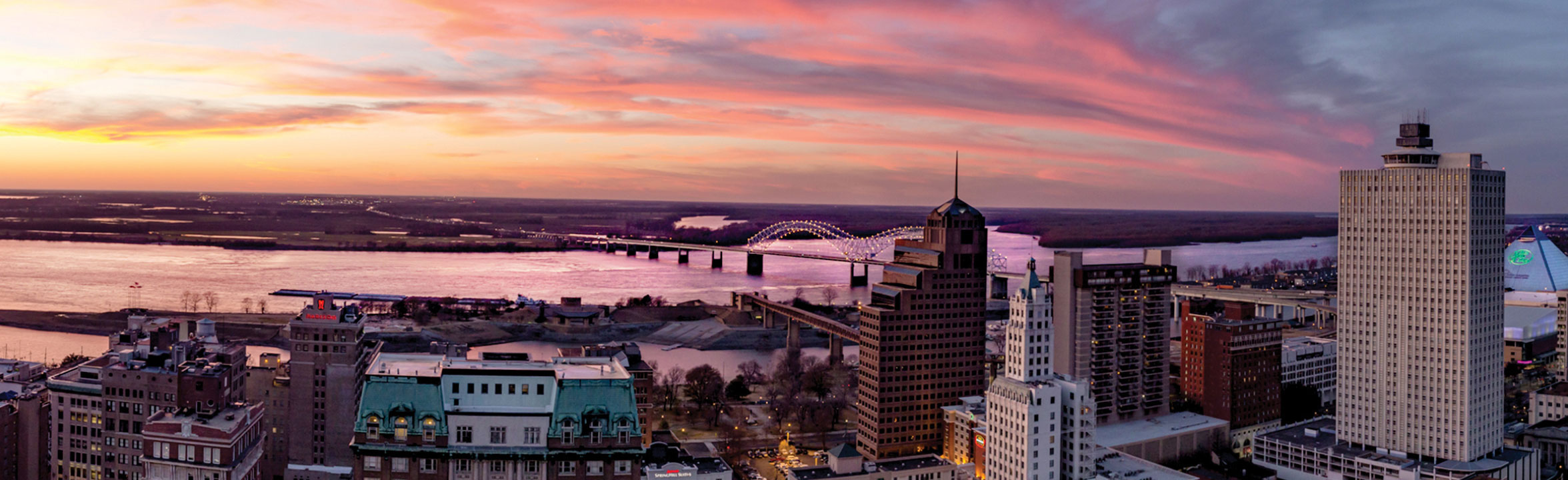 Memphis Tennessee skyline