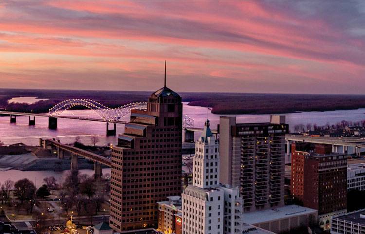Memphis Tennessee skyline