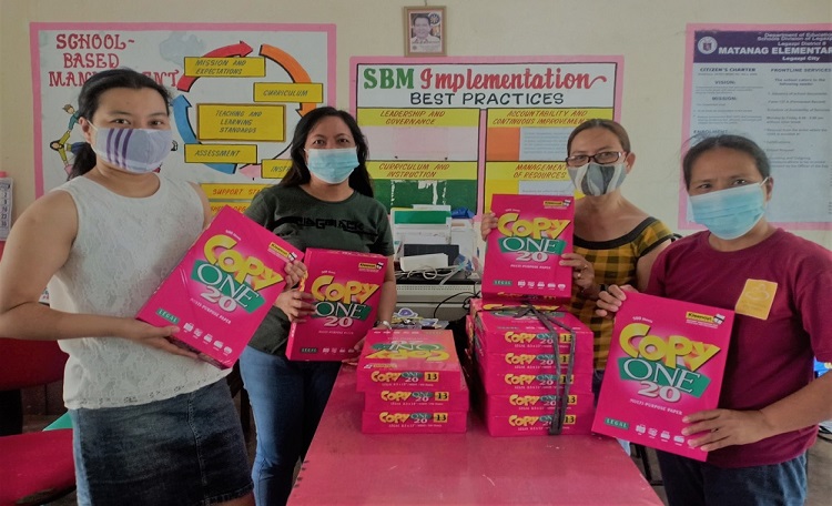 Filipinas with the Biggest Hearts