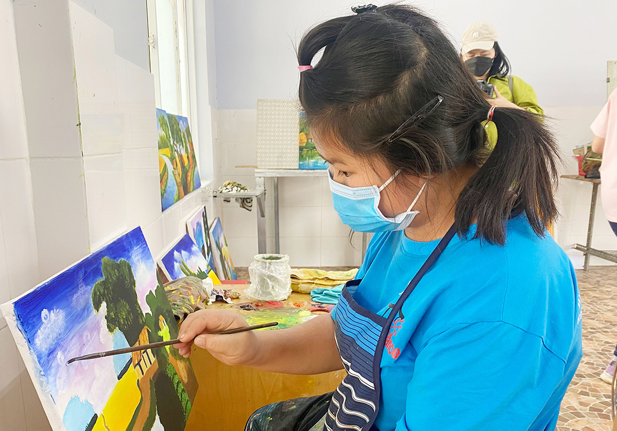 Under Our Umbrellas: Little Artists, Big Story