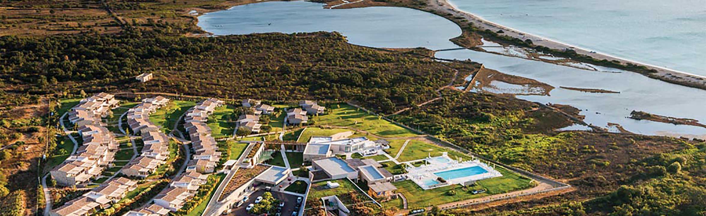 PARADISE RESORT 2352 X 720