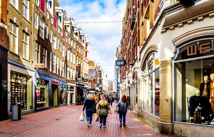 Kalverstraat hero XS