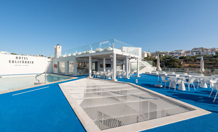 pool