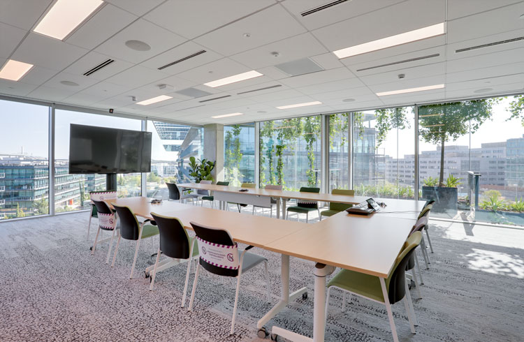 CW-New-Offices-BMS-Madrid-Slider01-750-490