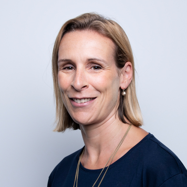 Louise Pielow - London