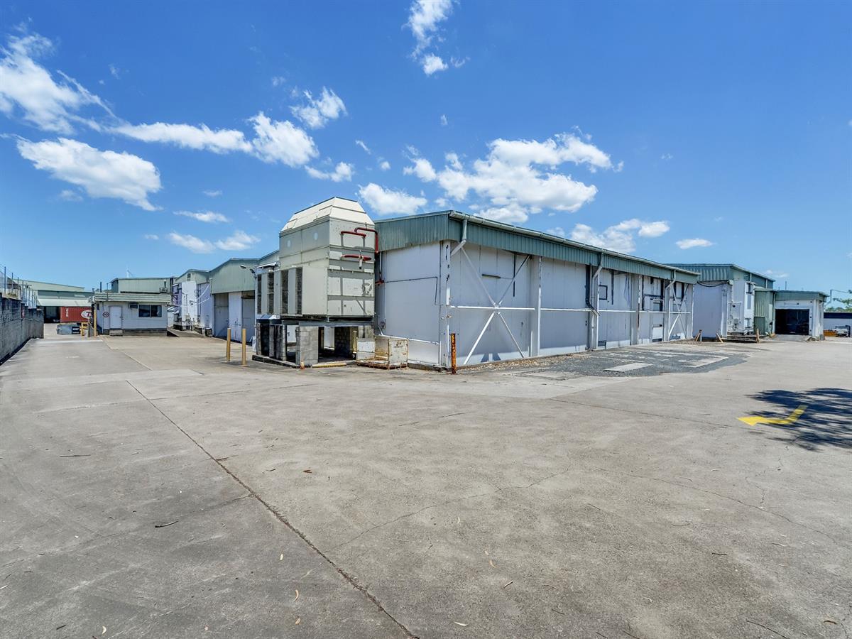 33 Queensport Road