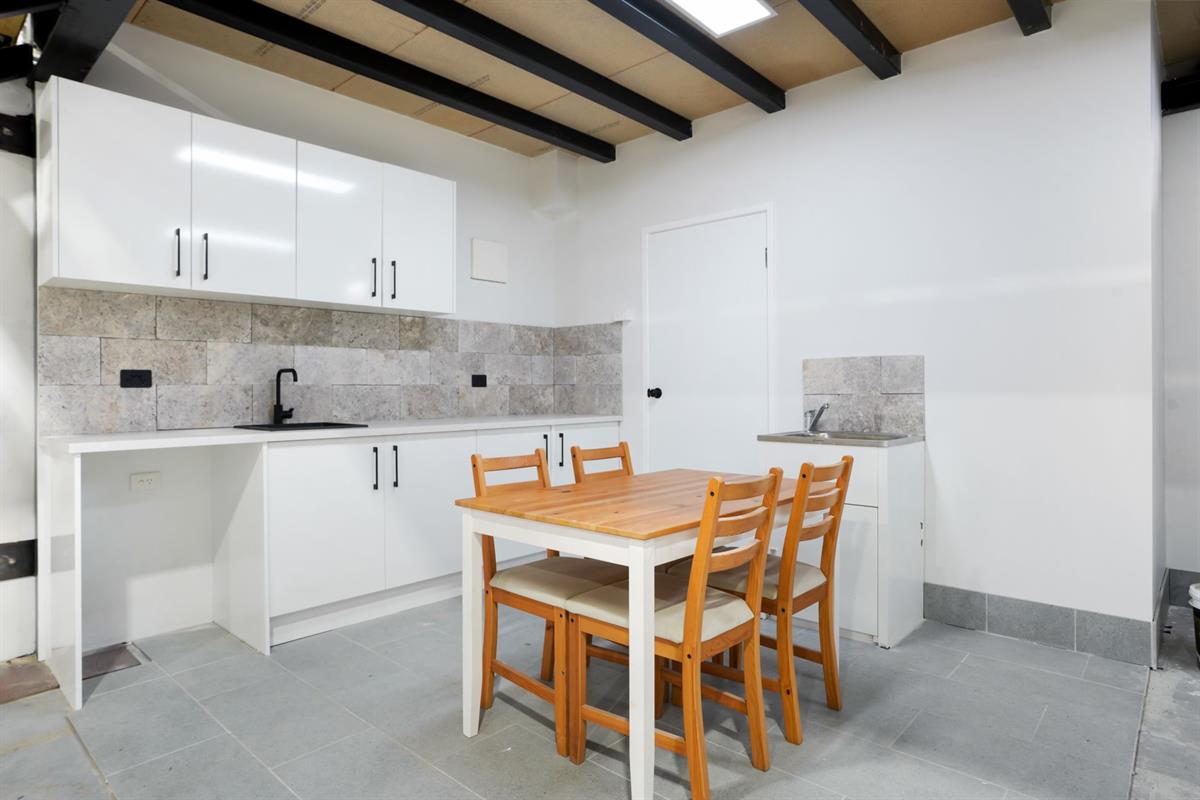 Unit 3/3 Barnett Place