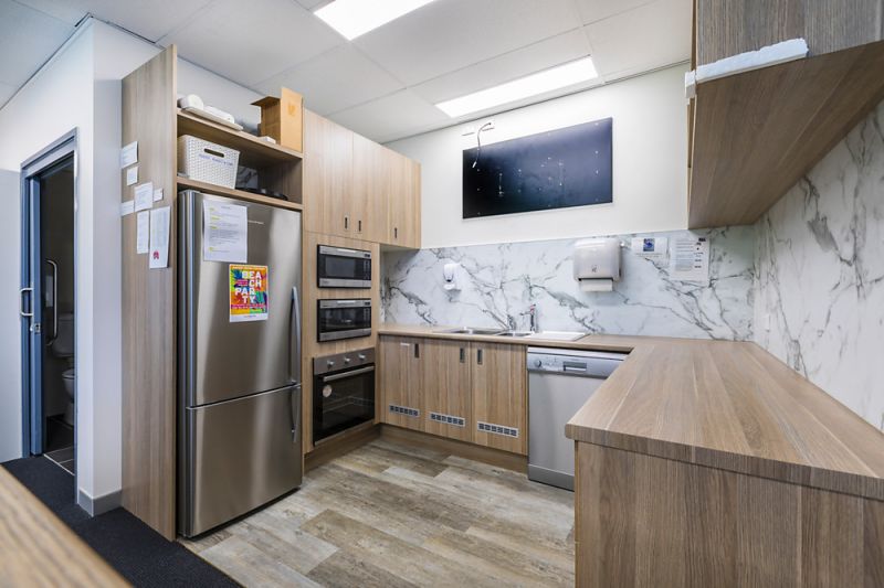 2/61 Metroplex Avenue