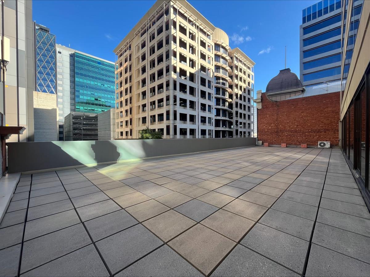 76 Waymouth Street