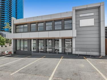 10 Edmondstone Street