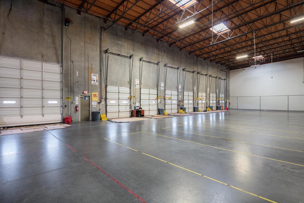 Vista - Warehouse/Distribution