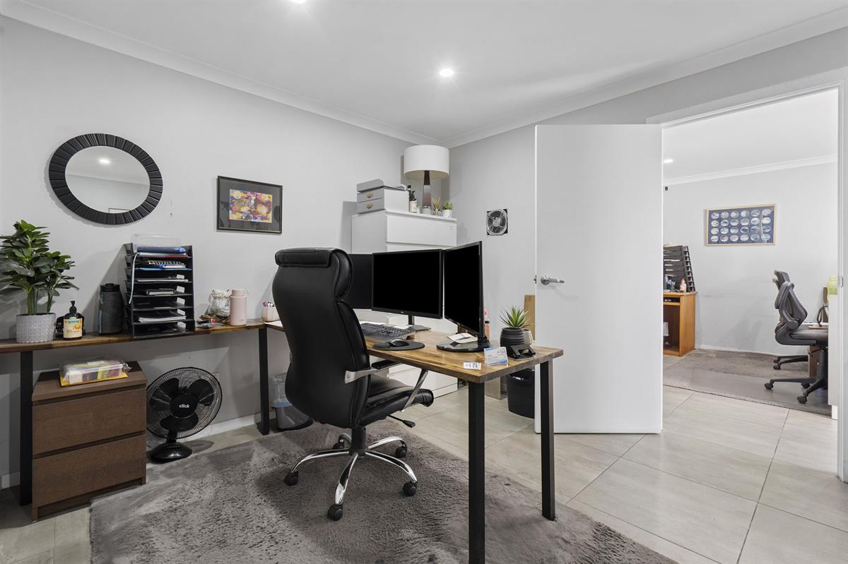 4/36 Devlan Street