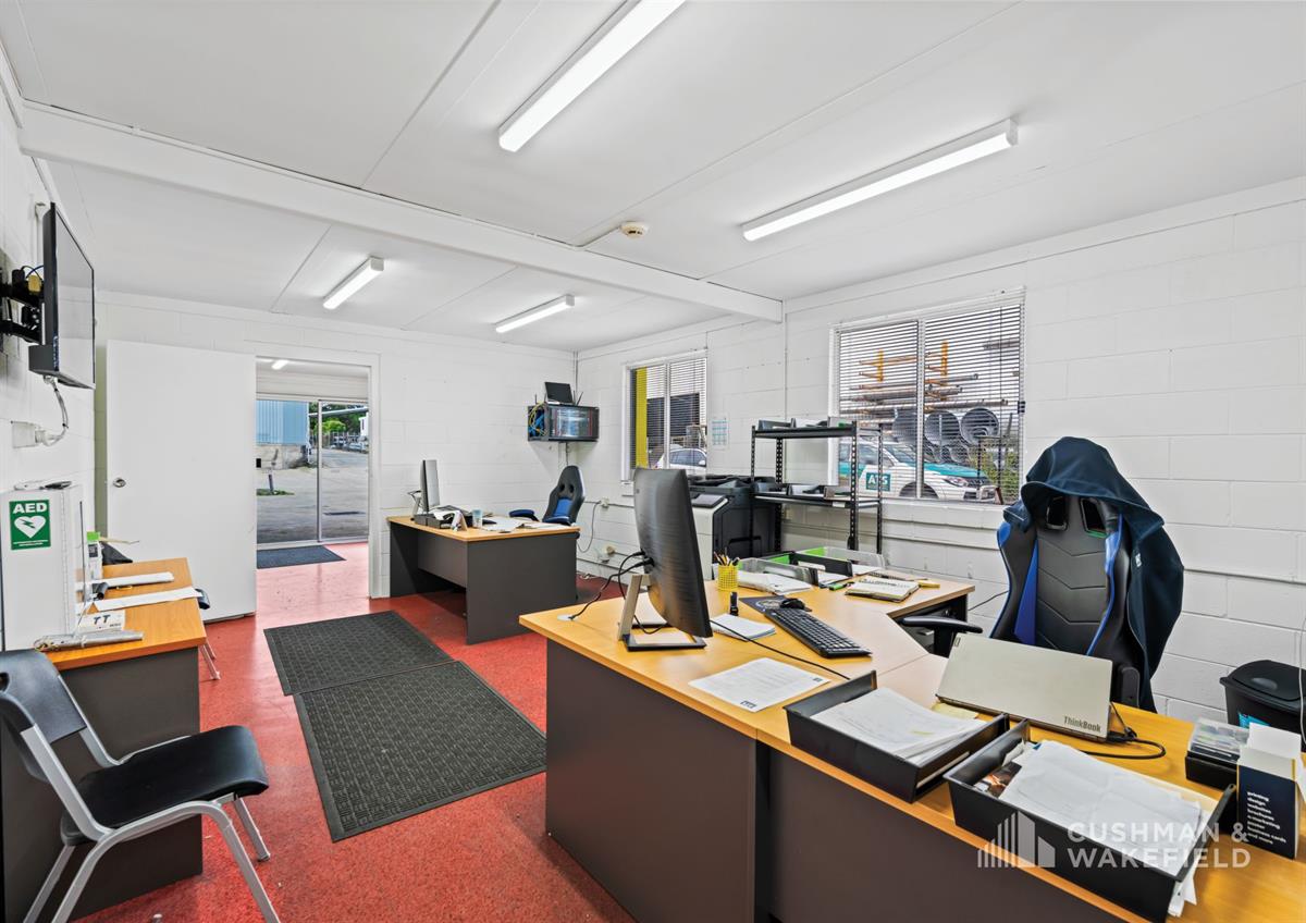 2&3/177 Jackson Road
