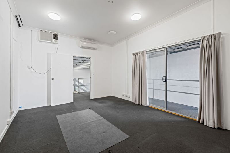 3/94 Delta Street