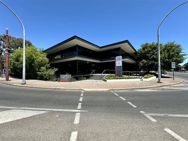 28 Greenhill Road