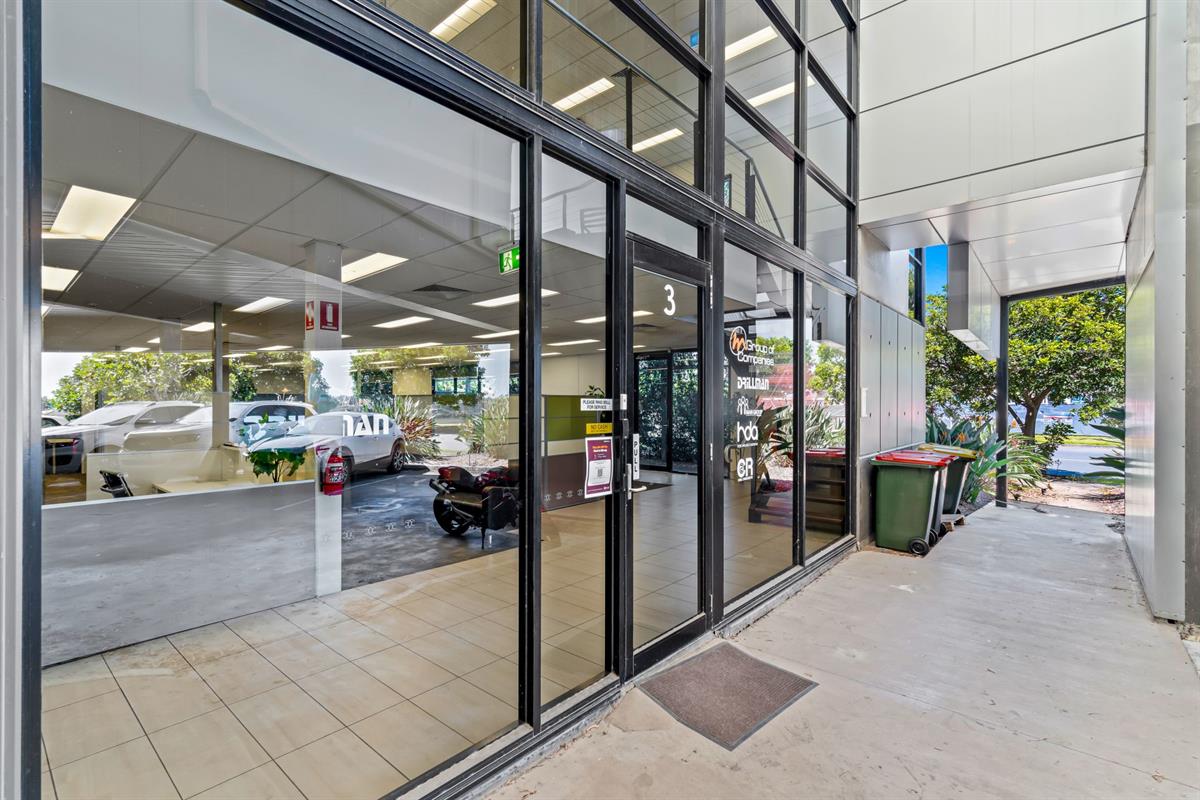 3/333 Queensport Road