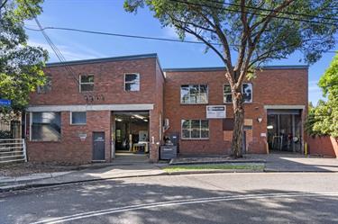 1 Kingston Street