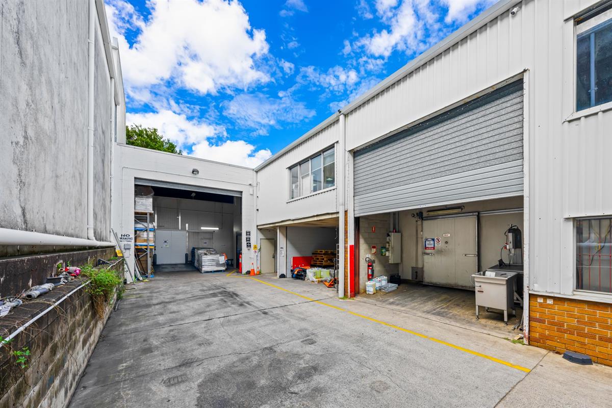 1&2/40 Container Street