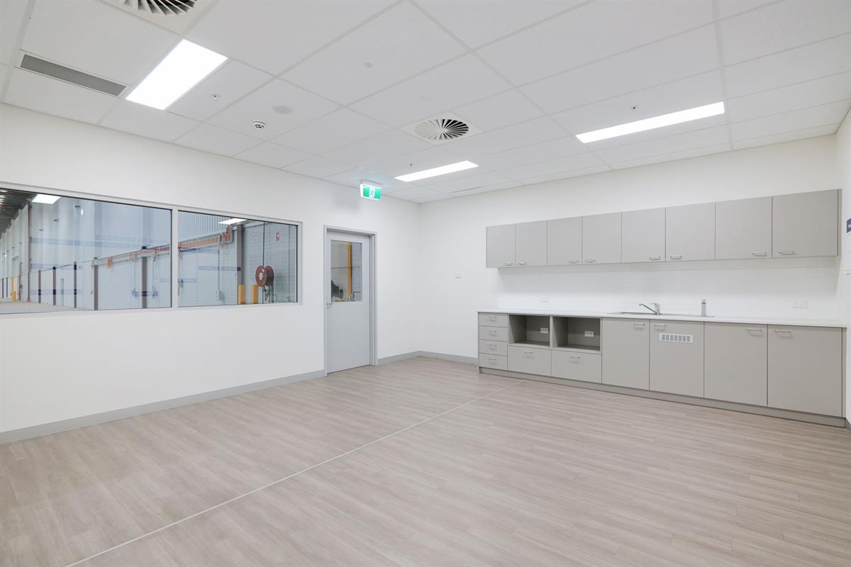 Tenancy 4/2 Bannister Road