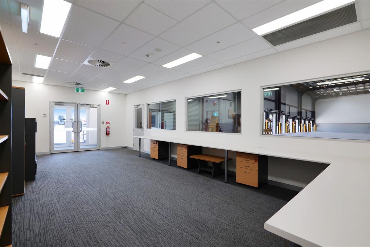 Tenancy 4/2 Bannister Road
