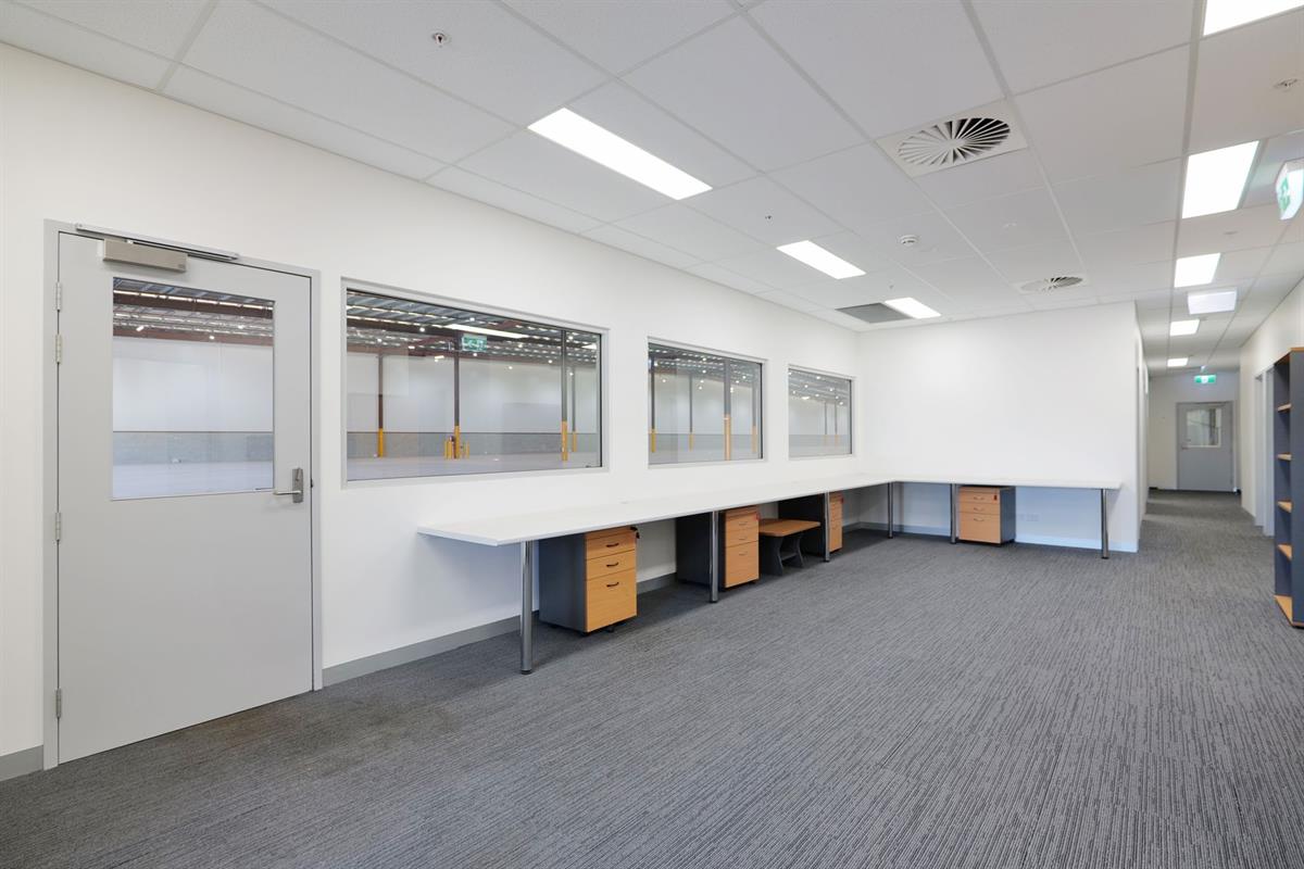 Tenancy 4/2 Bannister Road