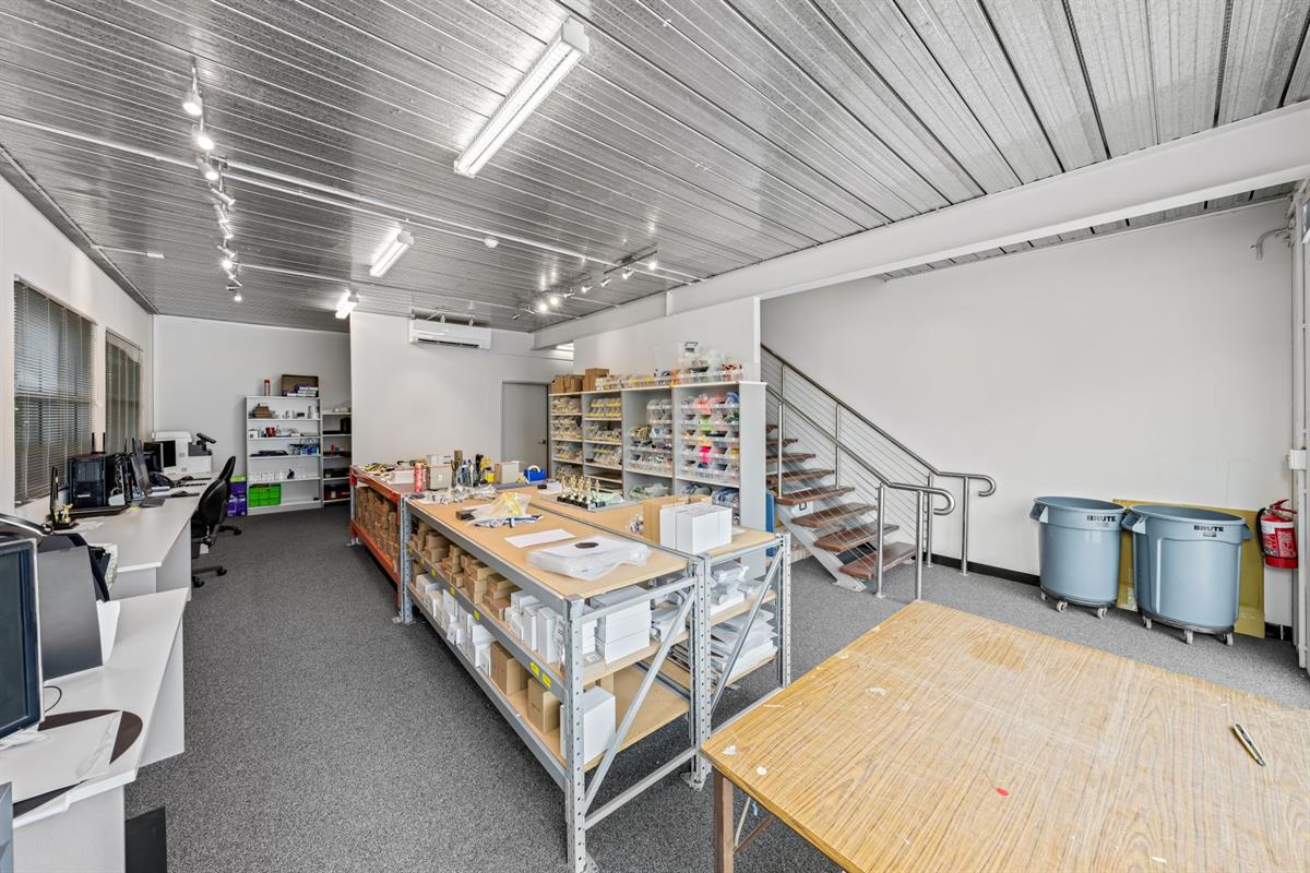 12/25 Depot Street