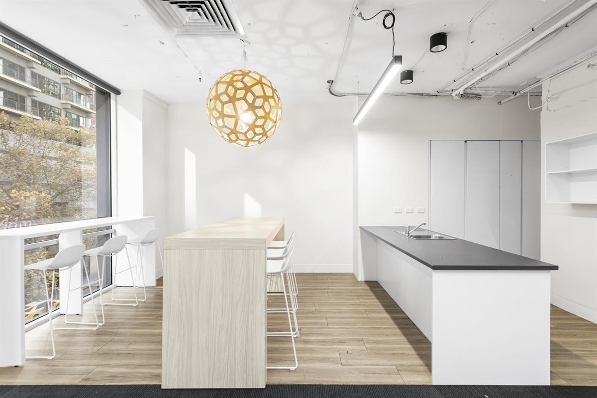 3/170 Queen Street
