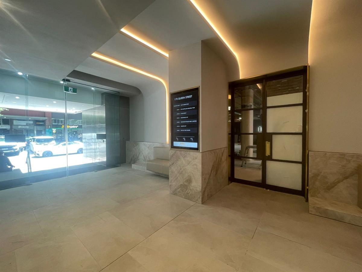3/170 Queen Street