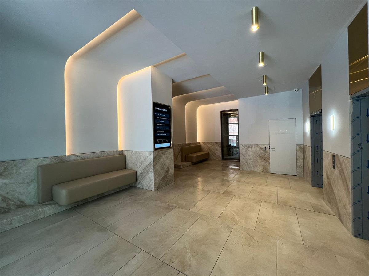 3/170 Queen Street