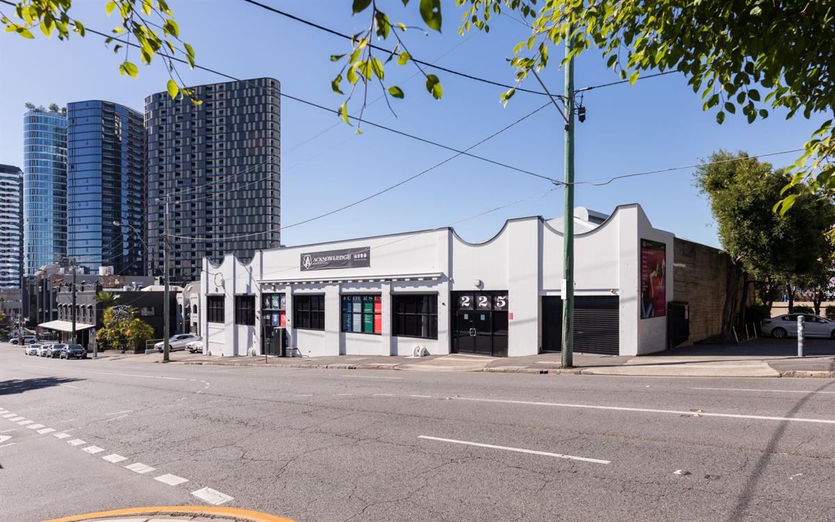 223-225 St Pauls Terrace