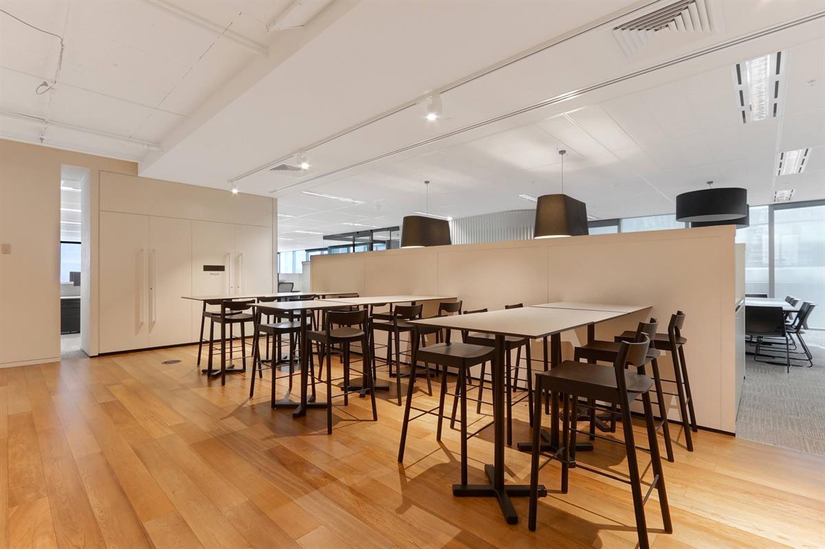7/171 Collins Street