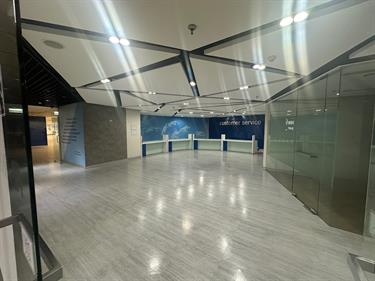Lumpini Tower office space interior