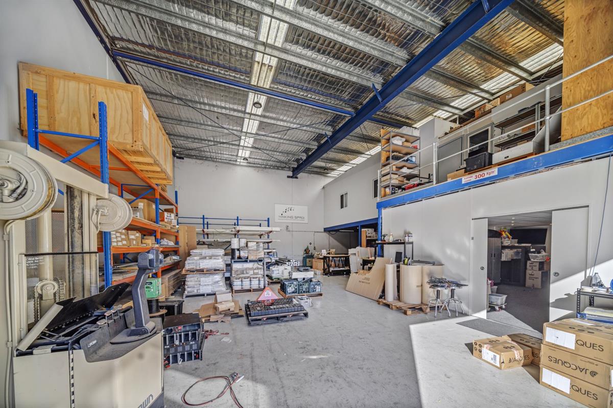 Unit 1/55 Holbeche Road
