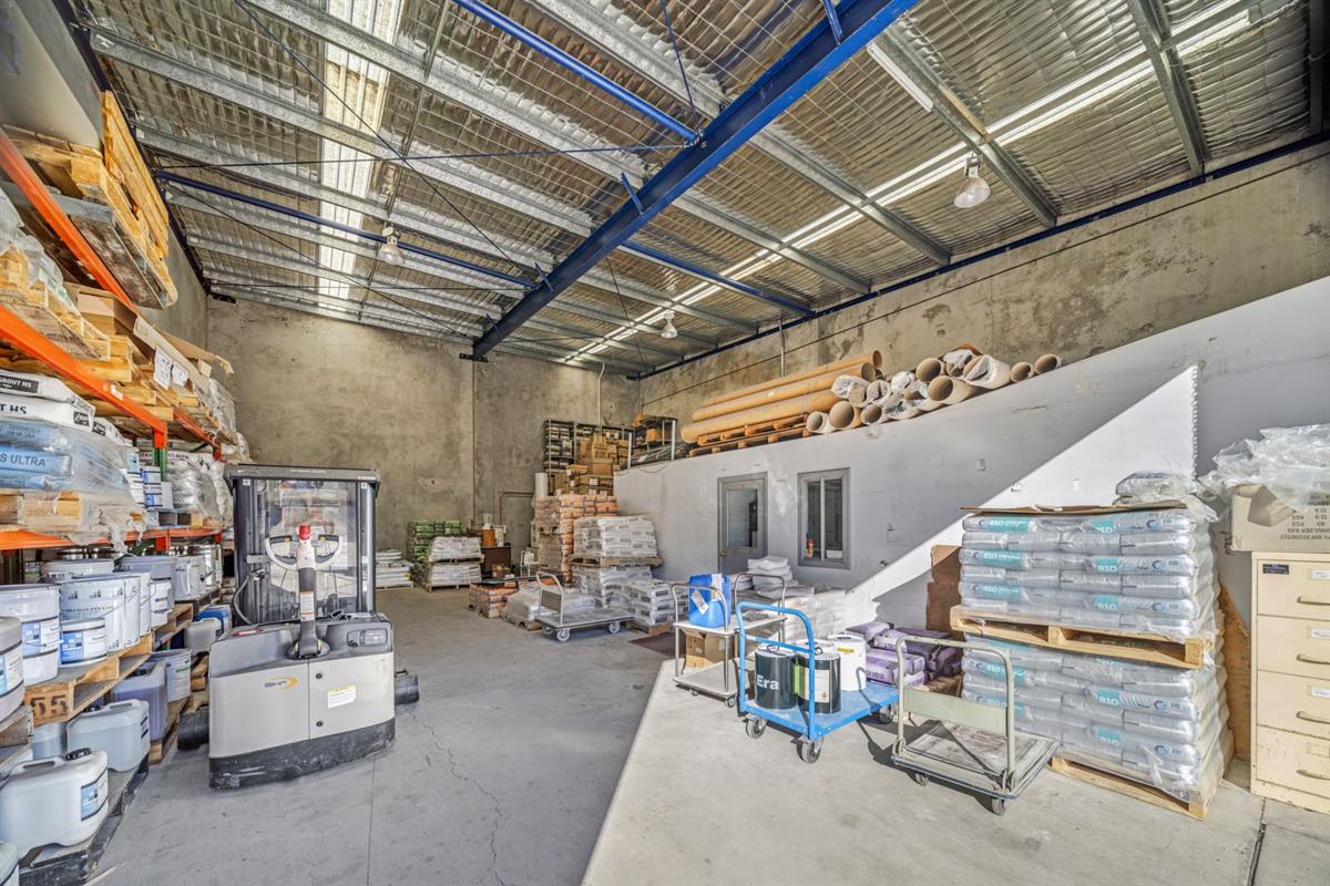 Unit 1/55 Holbeche Road