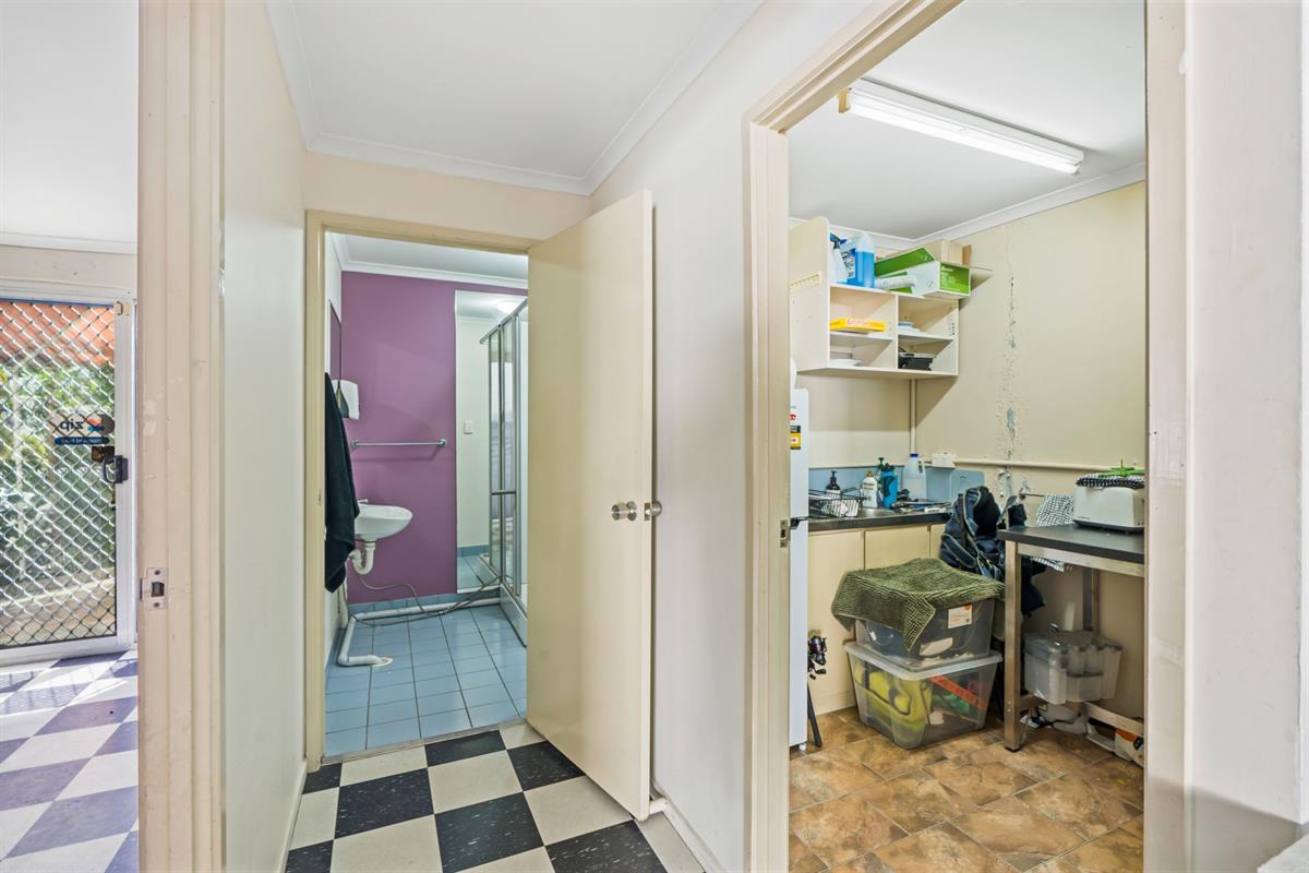 Unit 1/16 Commercial Drive