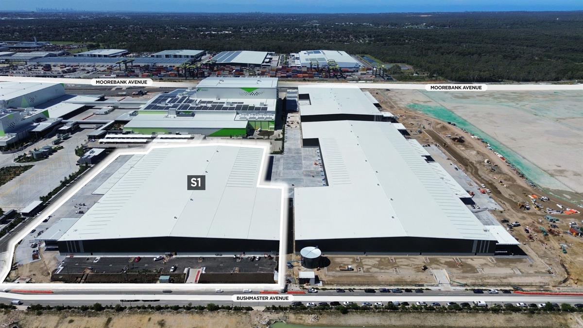 S1/400 Moorebank Avenue