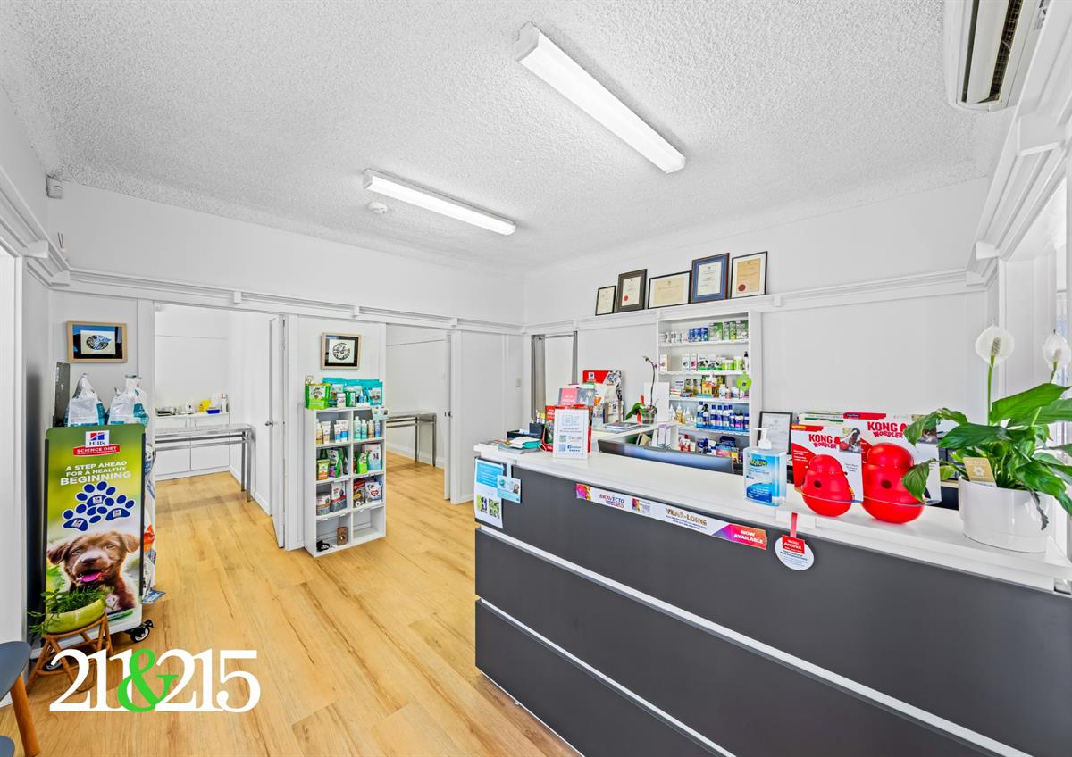 211 & 215 Moggill Road