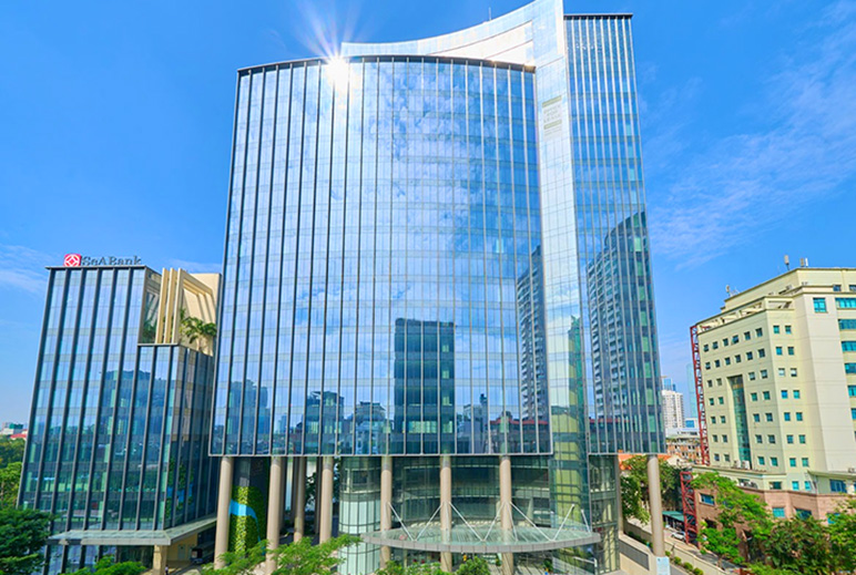 Diamond Park Plaza