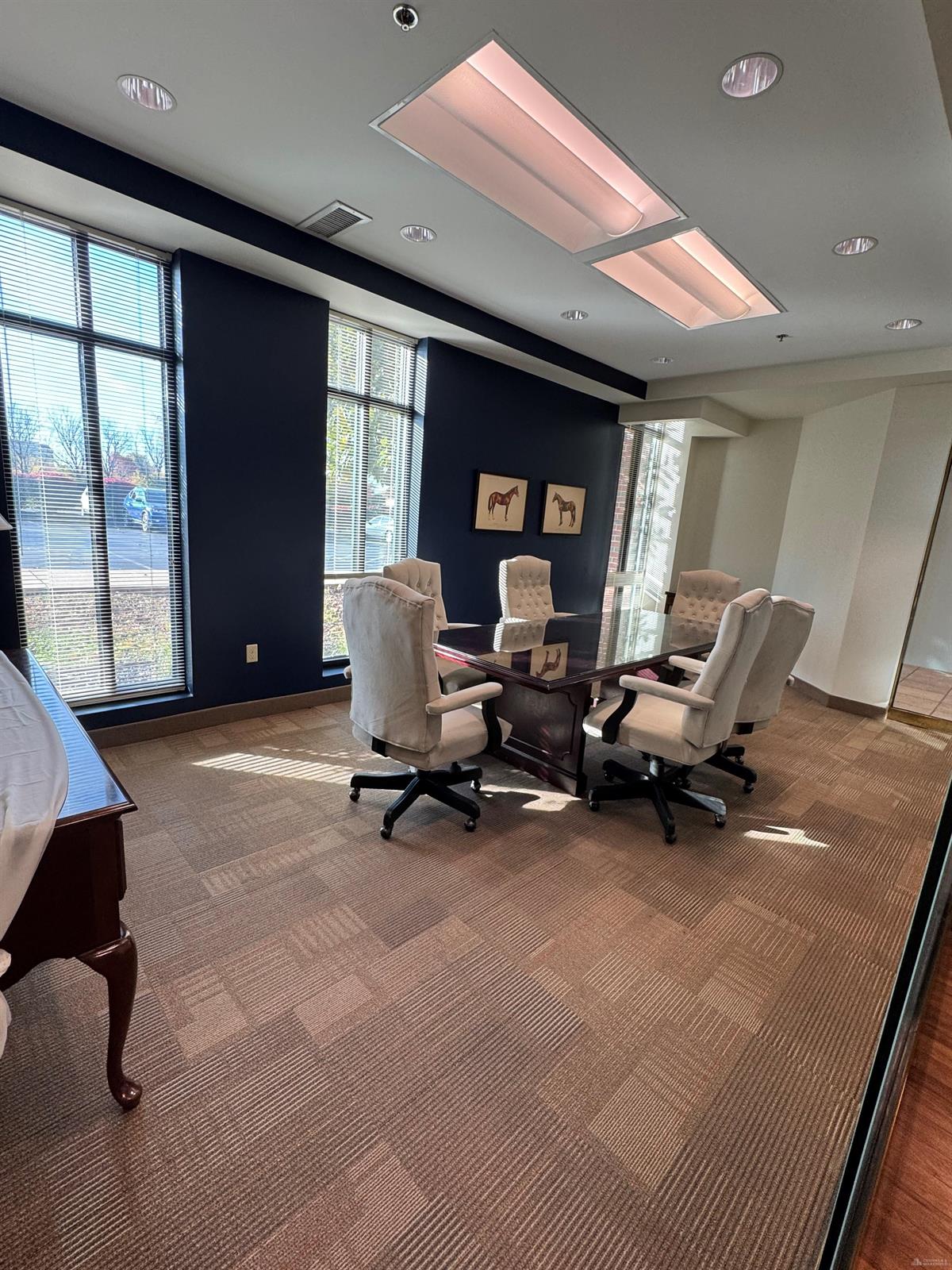 Louisville - Office