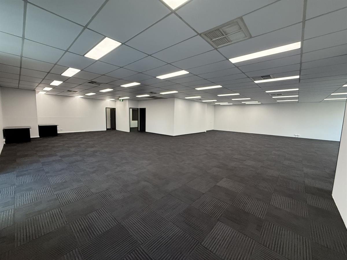 Warehouse 1/72 Topham Road