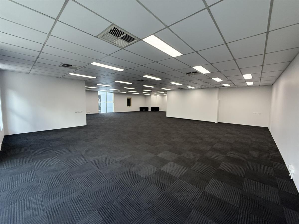 Warehouse 1/72 Topham Road