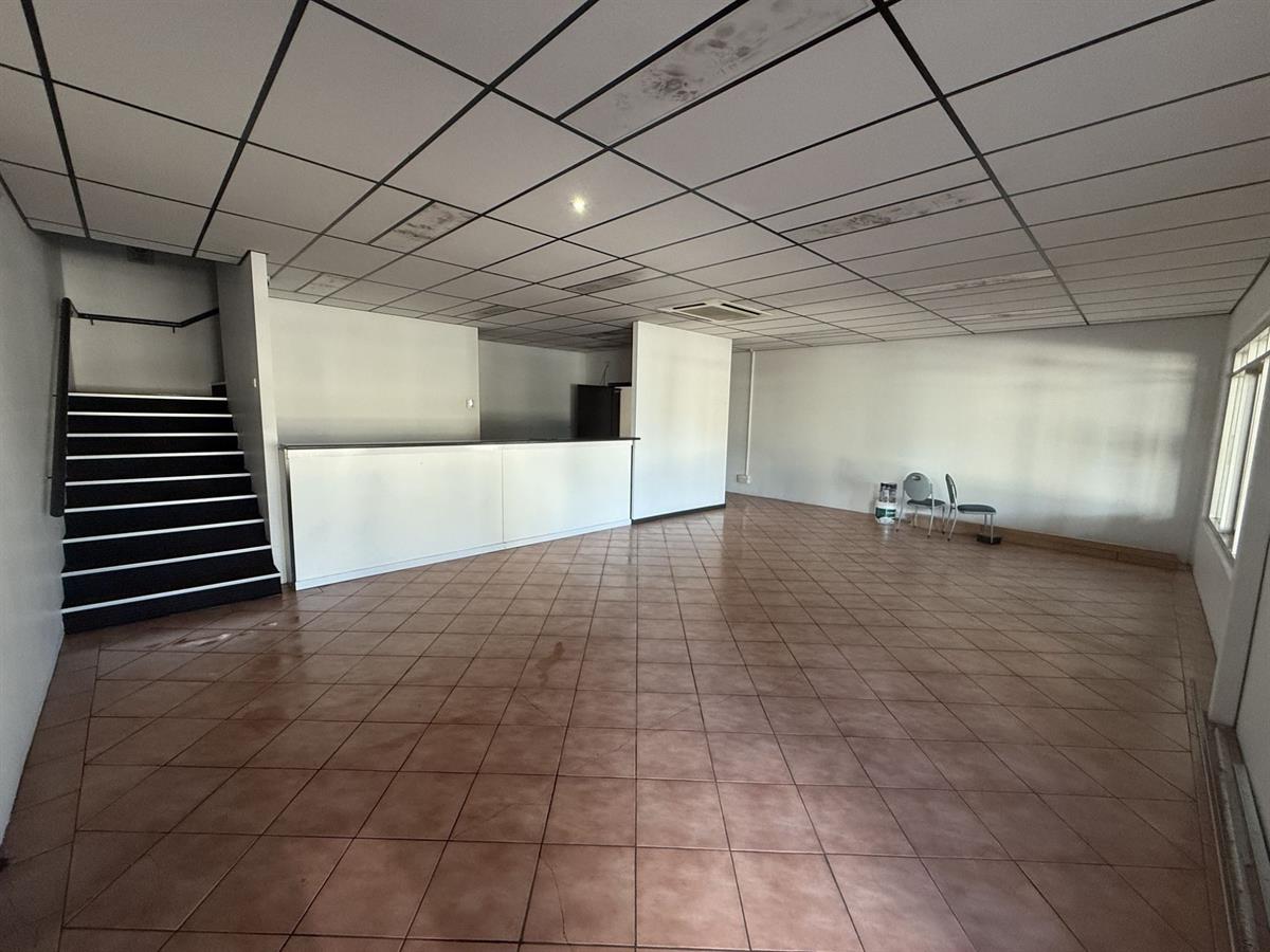 Warehouse 1/72 Topham Road