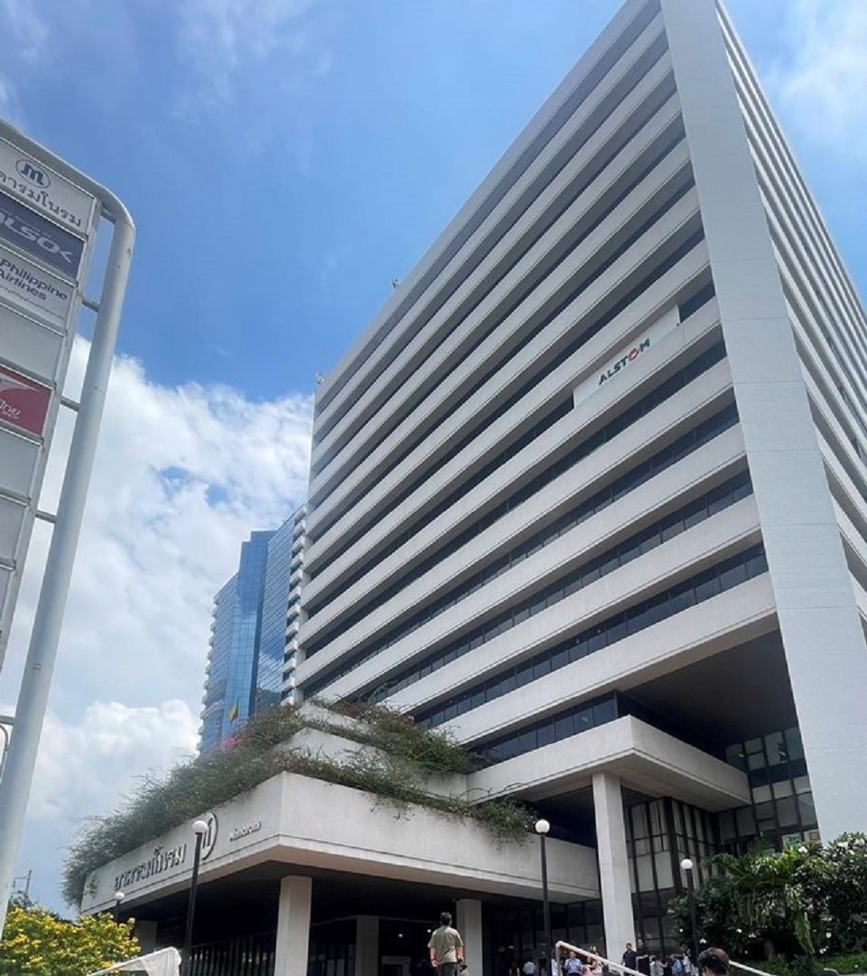 Manorom Tower Office