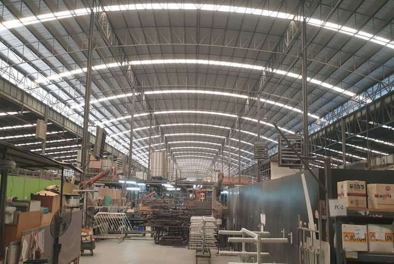 Factory & Warehouse Area Approx. 15,000 SQM Lum Luk ka