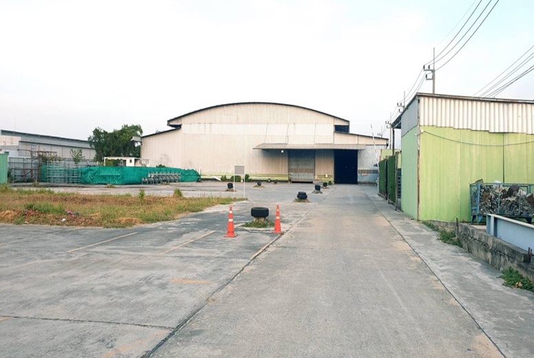 Factory & Warehouse Area Approx. 15,000 SQM Lum Luk ka