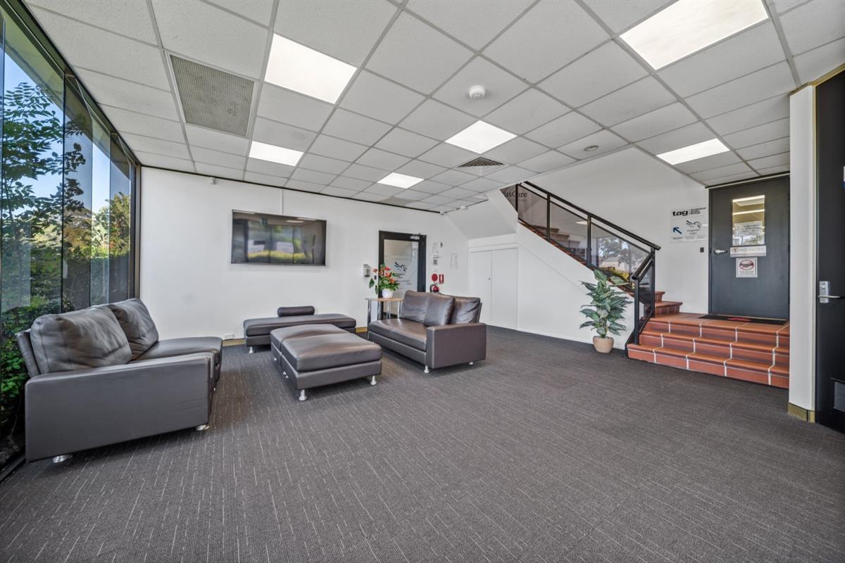 10 Garling Road